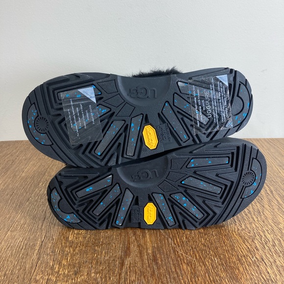 NWT Ugg Sundance Short ll Revival Waterproof Boot Womens Size 5 - Picture 14 of 16